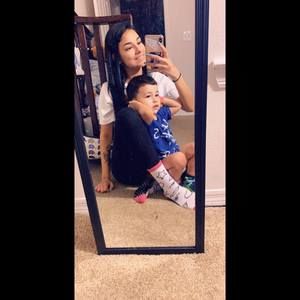 Meet your Posher, Olivia